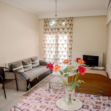 Savvas Apartment Неа Плагия Екстериор снимка