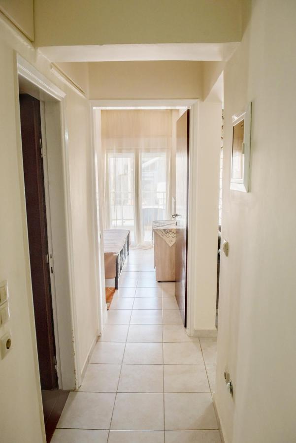 Savvas Apartment Неа Плагия Екстериор снимка