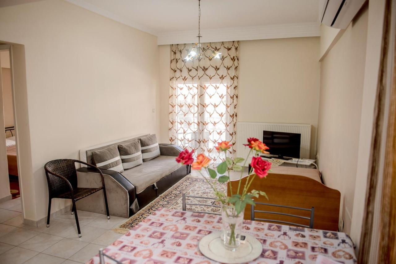 Savvas Apartment Неа Плагия Екстериор снимка